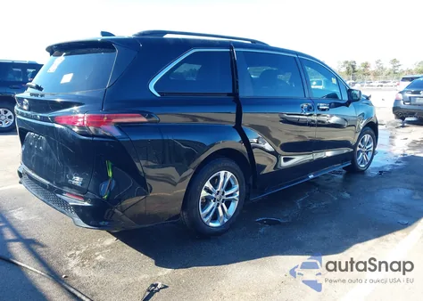 2022 Toyota Sienna Xse z USA, uszkodzony, nr VIN 5TDXSKFC2NS044270